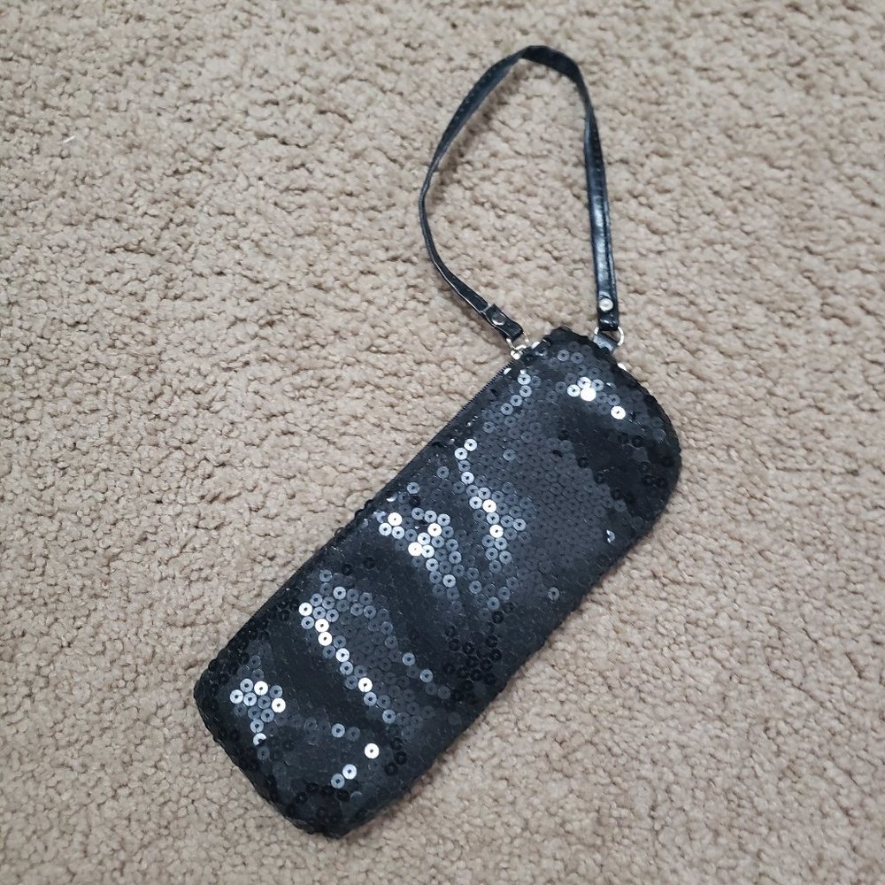 Black sequin wristlet